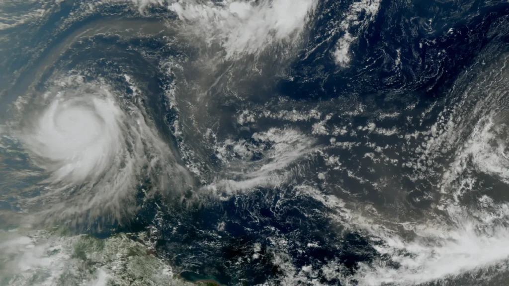 Hurricane Erin: Unpacking the Record-Breaking Atlantic Storm 2 Hurricane Erin
